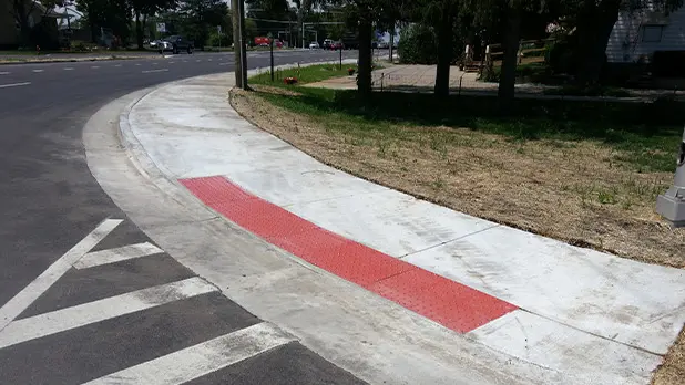 Accessibility at Roundabouts and Multilane Crossings